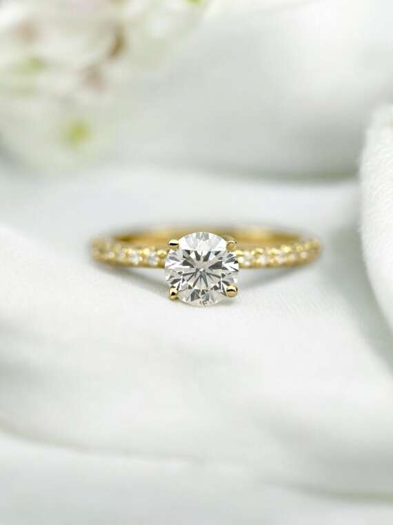 1ct Solitaire diamond ring